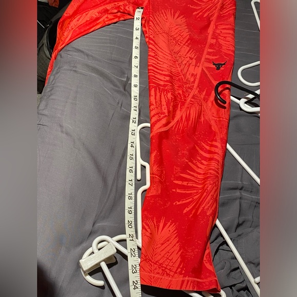 Under Armour rock collection orange compression 24s size large heat gear - Picture 3 of 5